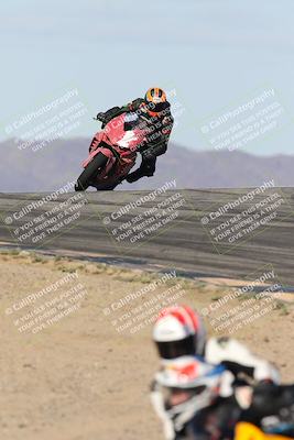 media/Nov-16-2025-Race Pace (Sun) [[8c5fa54630]]/Verified Riders/1-Turns 9 and 10 (925am)/